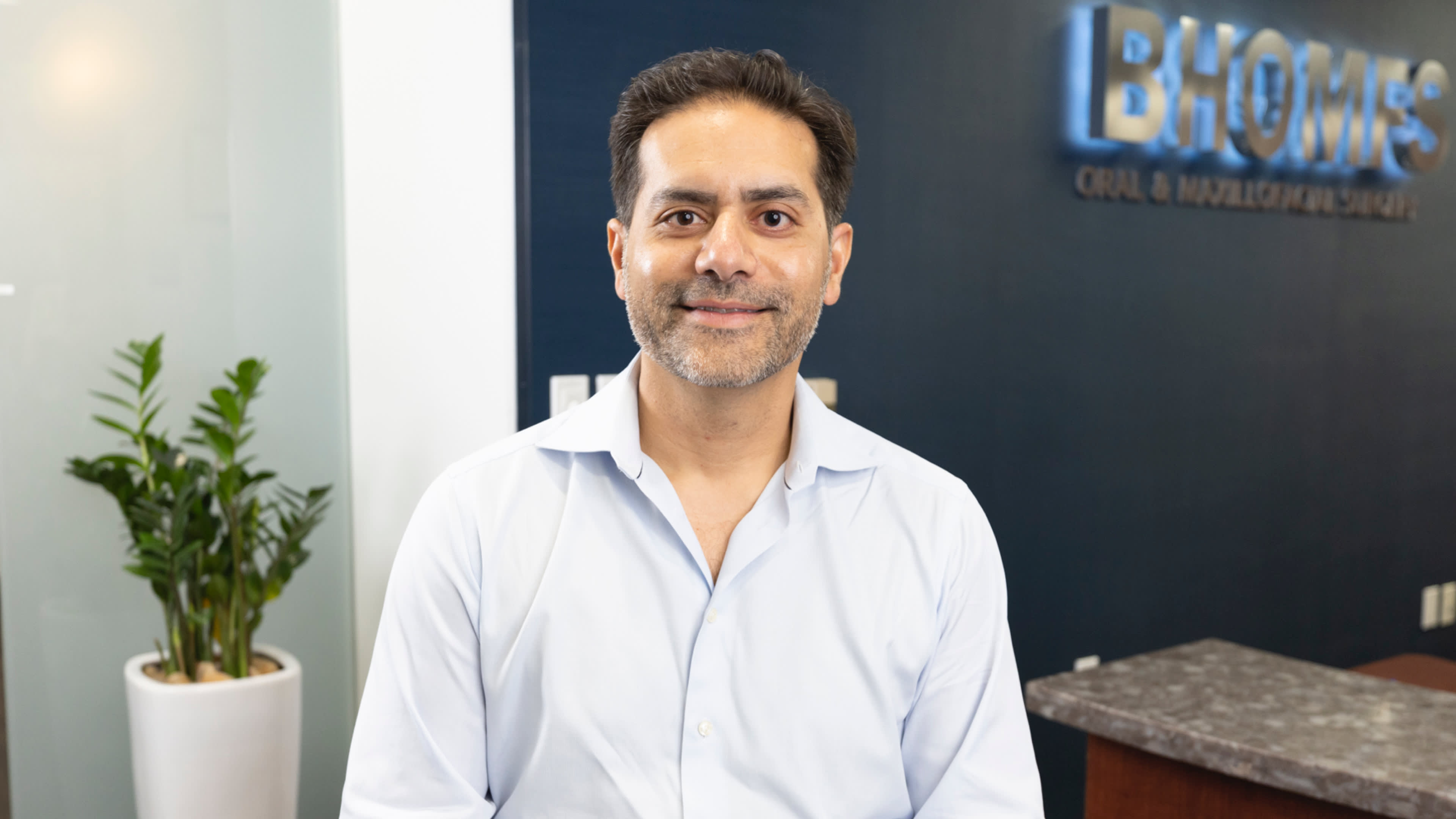 Premal wt bg testimonial desktop